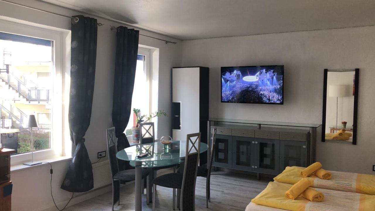 Hotel Am Mueritzhafen Garni Waren  Dış mekan fotoğraf